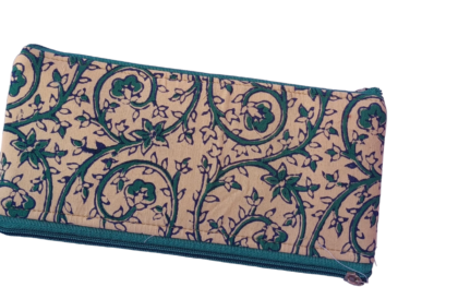 Twist & Carry - dual chain hand pouch